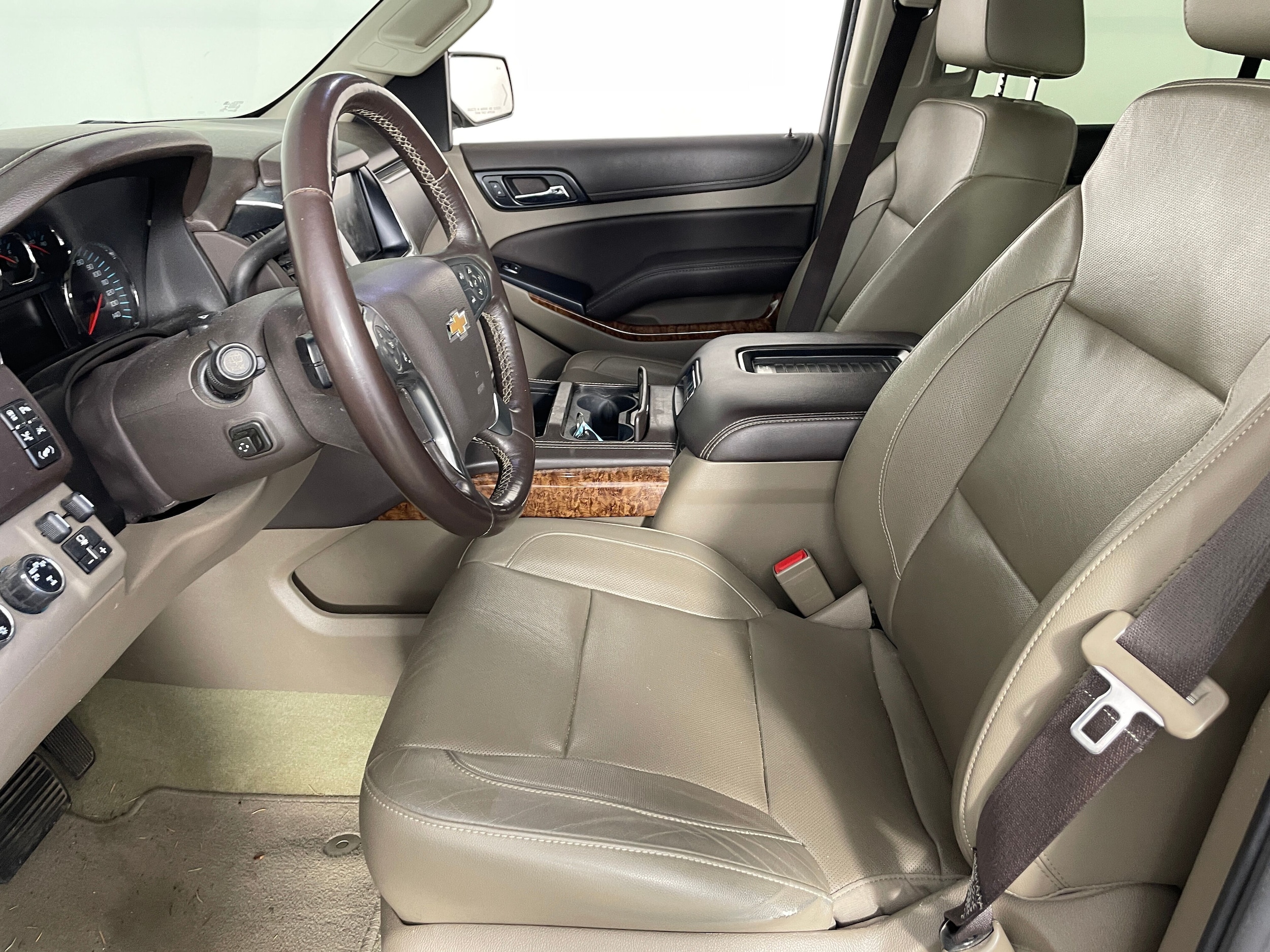 Used 2017 Chevrolet Tahoe Premier with VIN 1GNSKCKC4HR138389 for sale in Bremerton, WA
