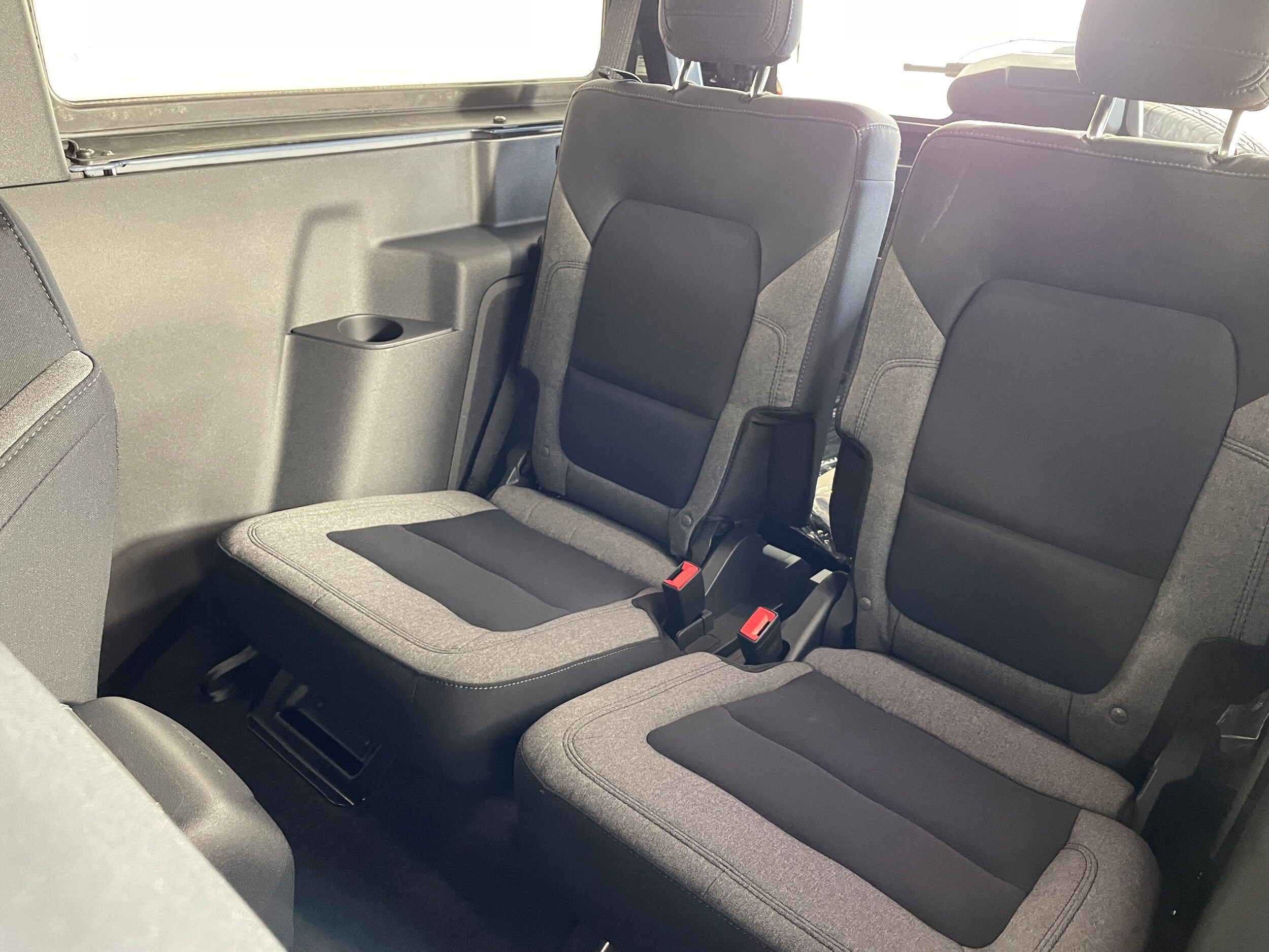 2025 Ford Bronco Base photo 4