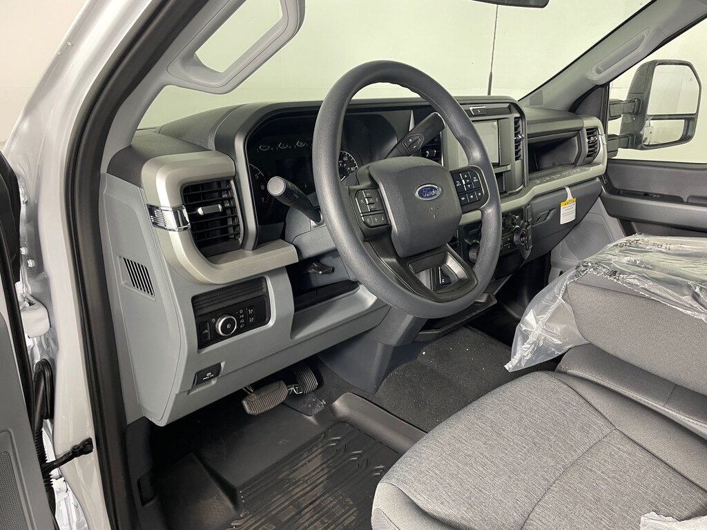 New 2026 Ford F-350 Truck Crew Cab