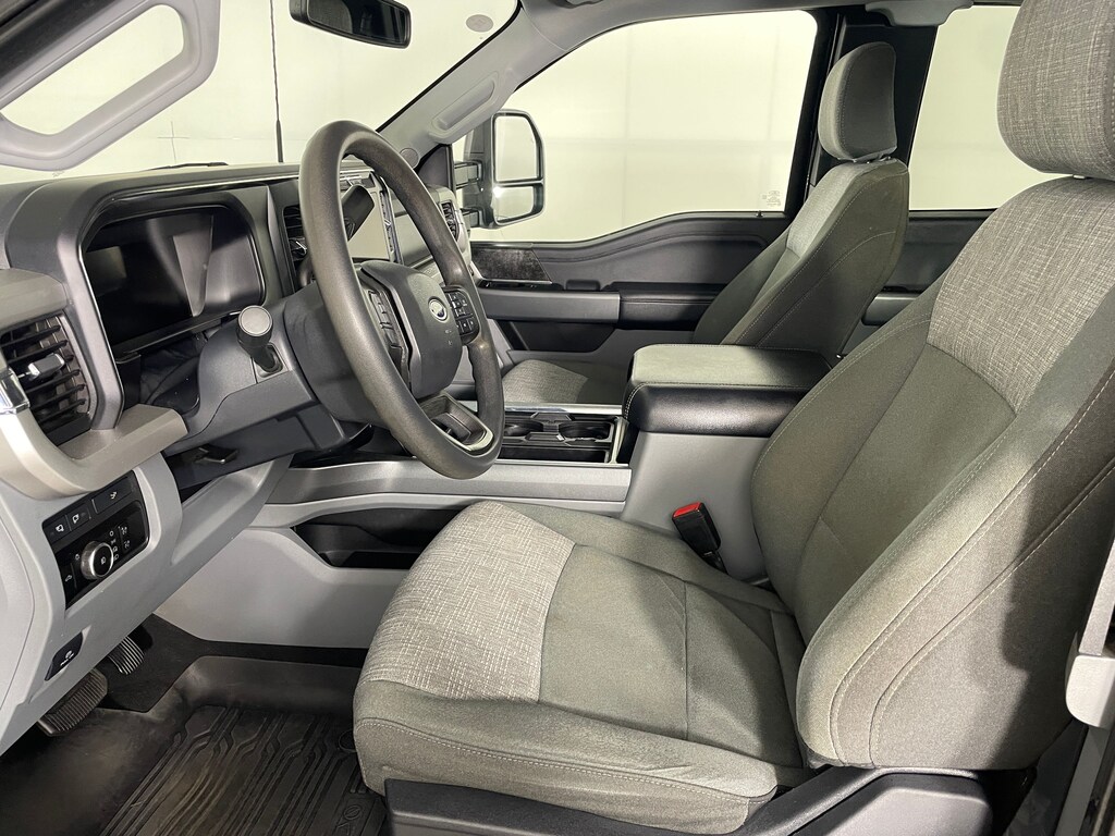 Used 2023 Ford F-350 XLT Truck Super Cab