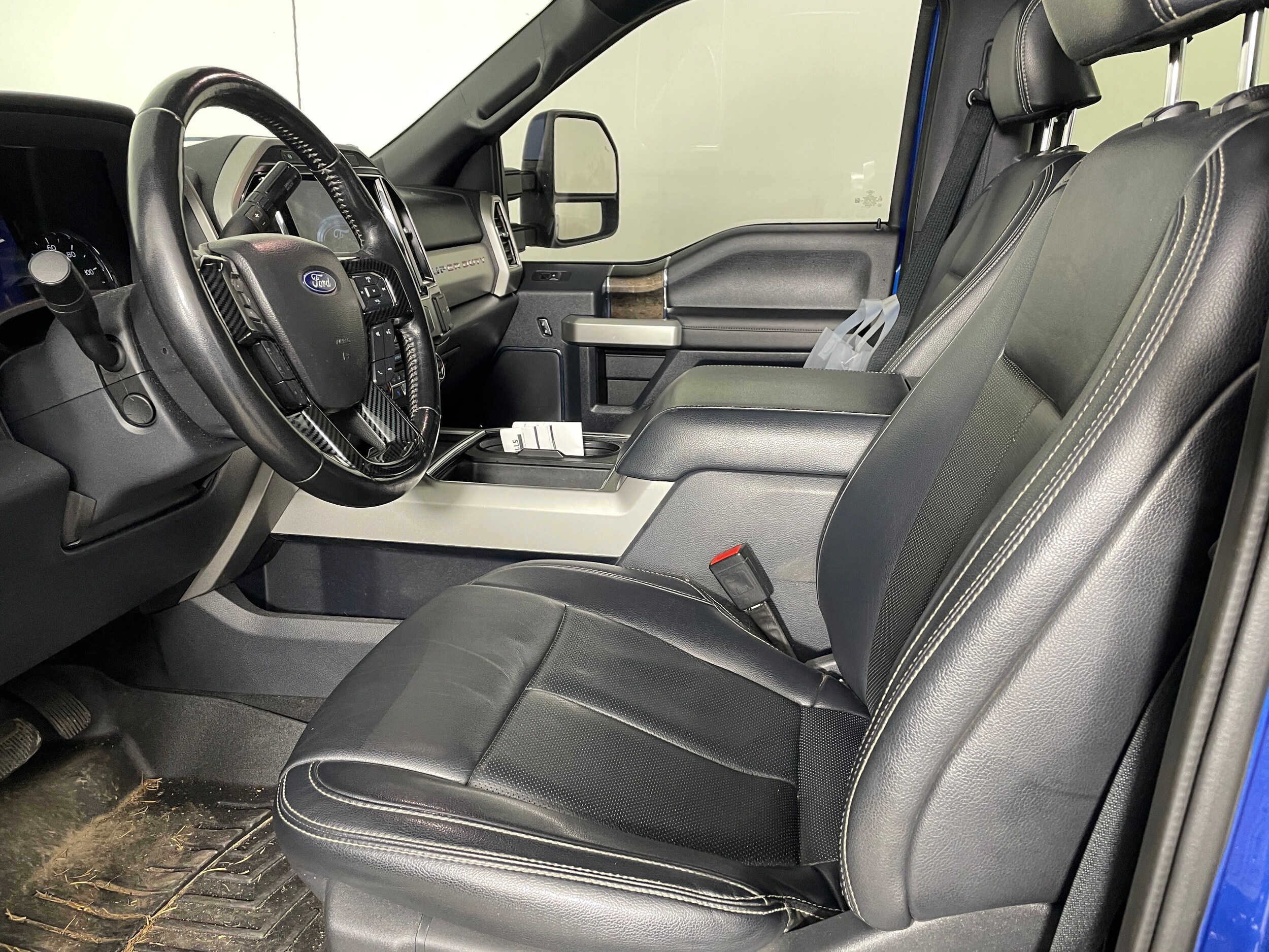 2022 Ford F-350 photo 2