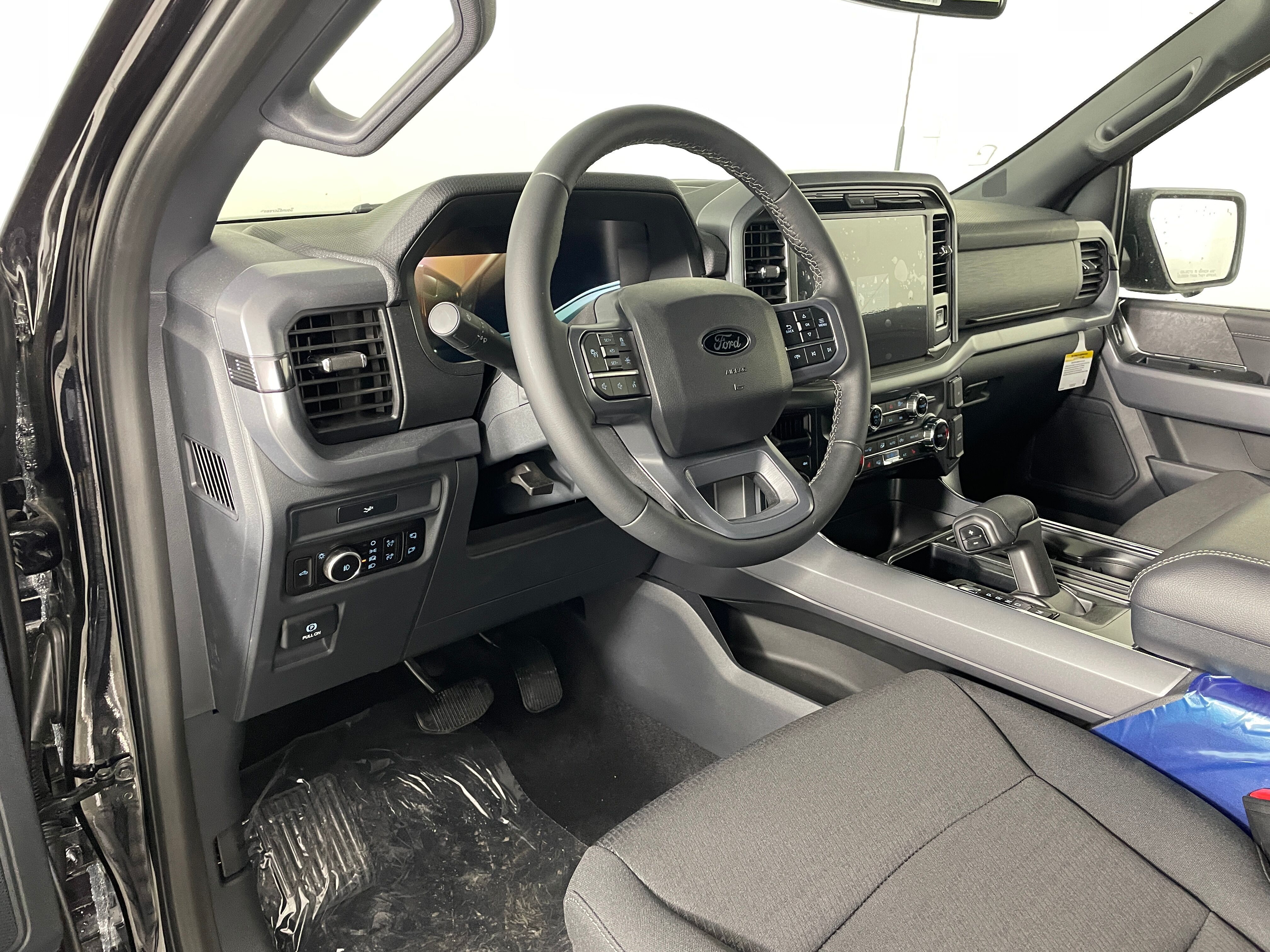 New 2026 Ford F-150 XLT Truck SuperCrew Cab