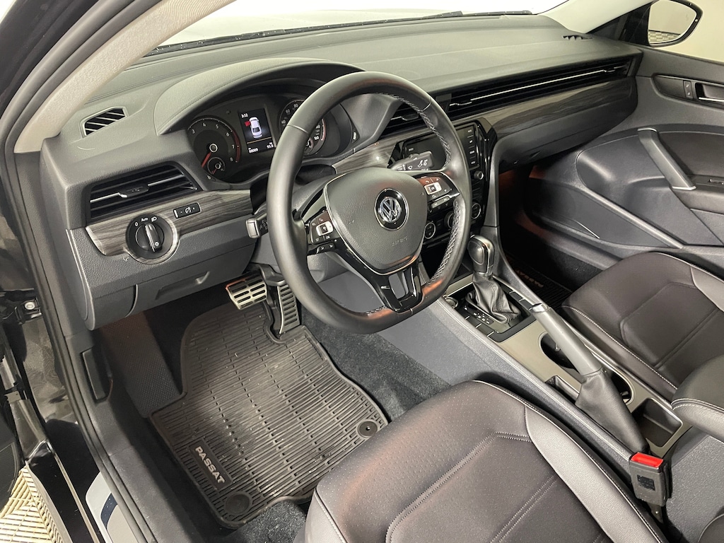 Used 2020 Volkswagen Passat 2.0T R-Line Sedan