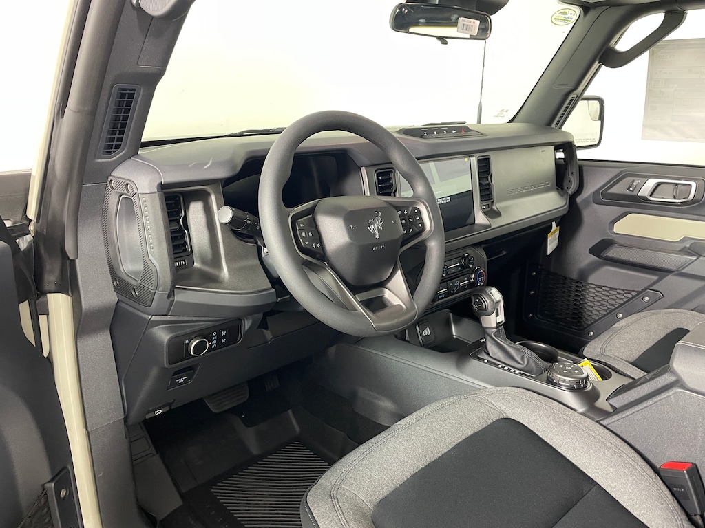 New 2026 Ford Bronco Base SUV