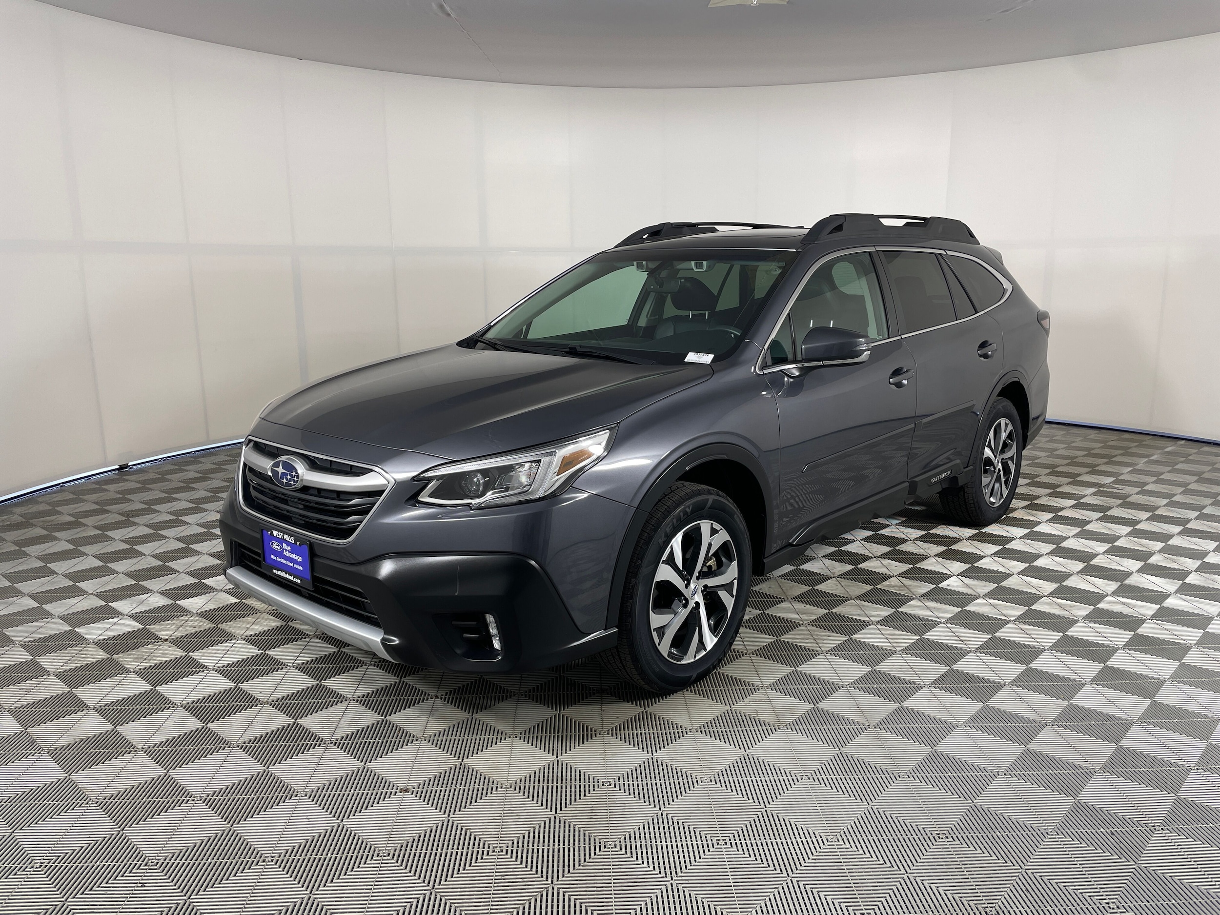 2020 Subaru Outback Limited's photo