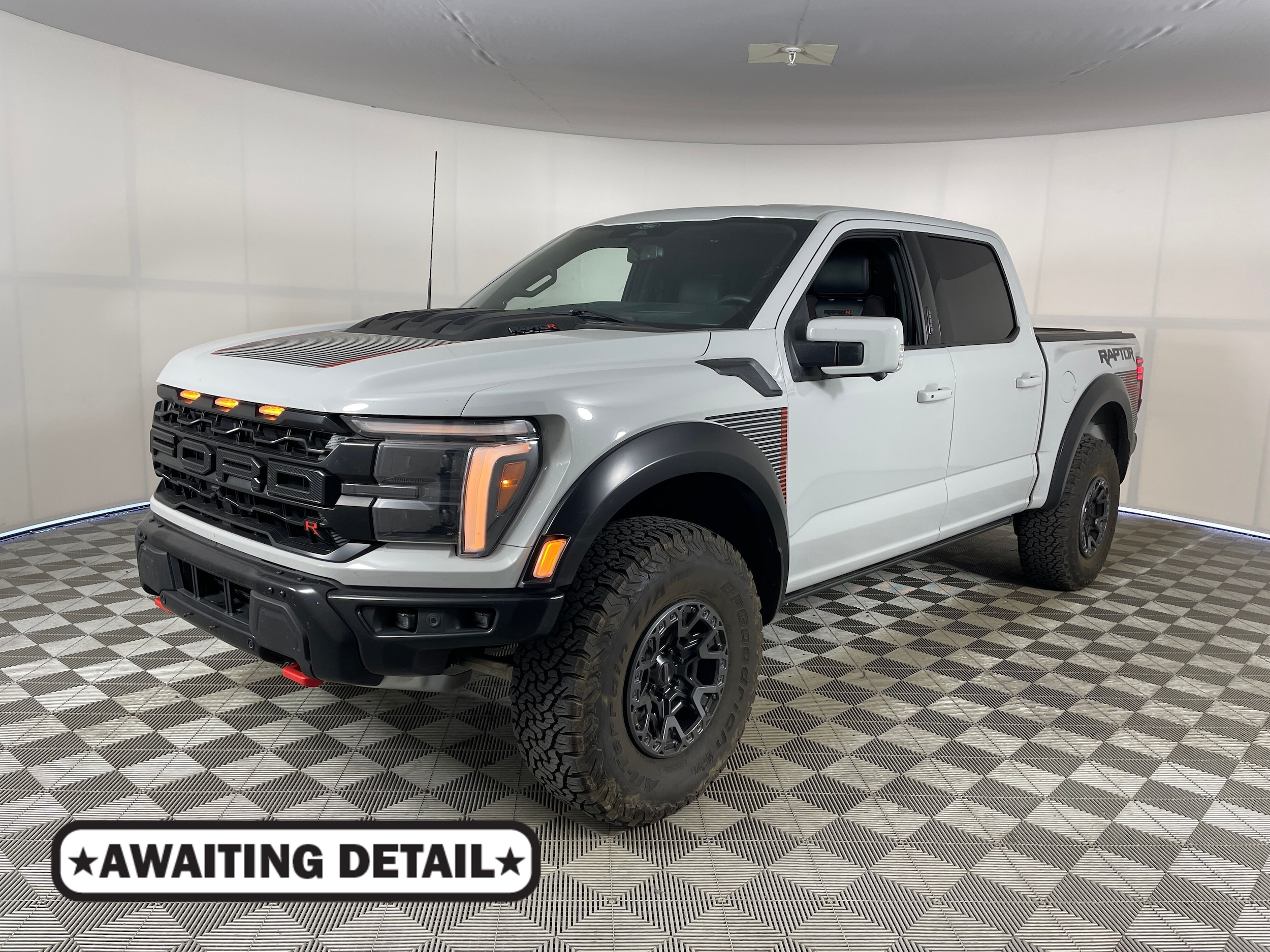 2024 Ford F-150 Raptor 4x4 SuperCrew 5-1/2 Box's photo