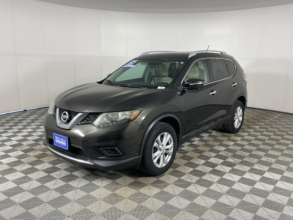 Used 2015 Nissan Rogue SV SUV
