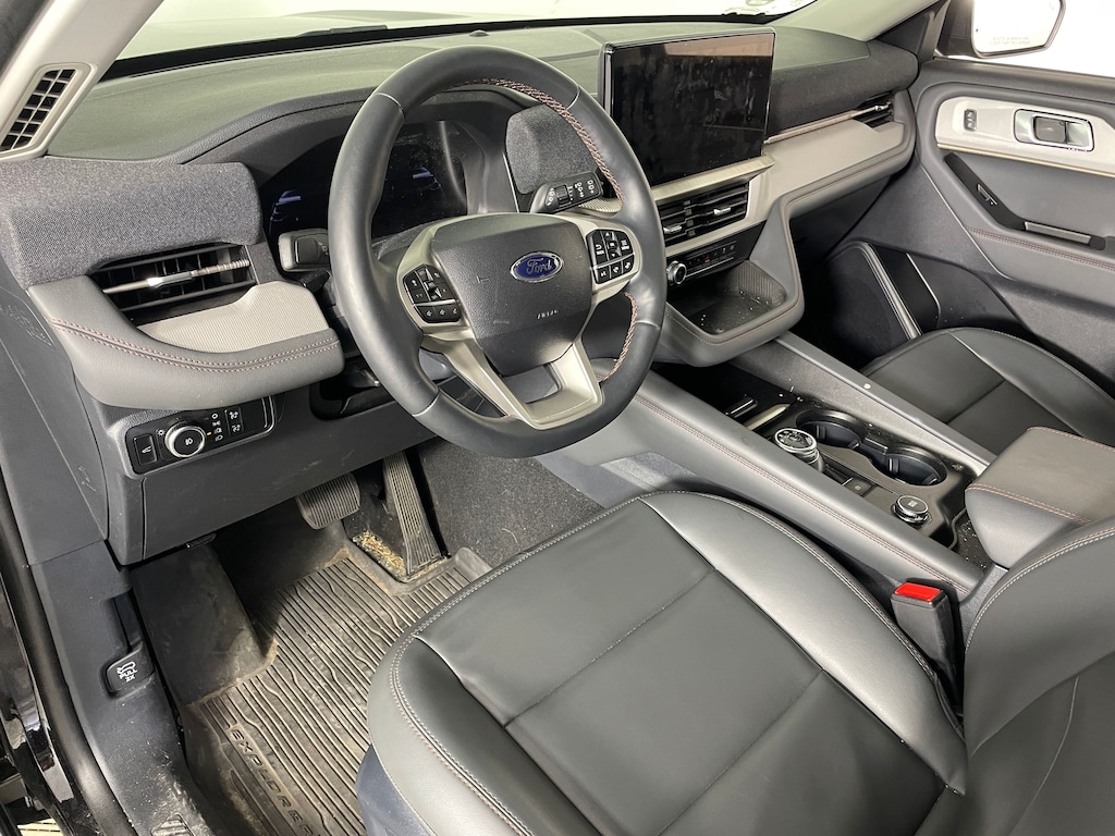 Certified 2025 Ford Explorer Active SUV