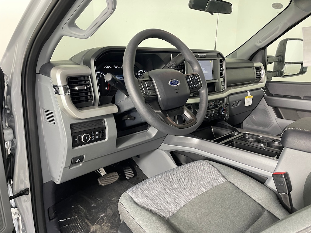 New 2026 Ford F-250 XLT Truck Super Cab