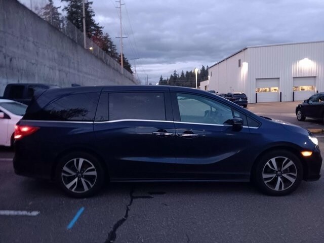 2020 Honda Odyssey Elite photo 4