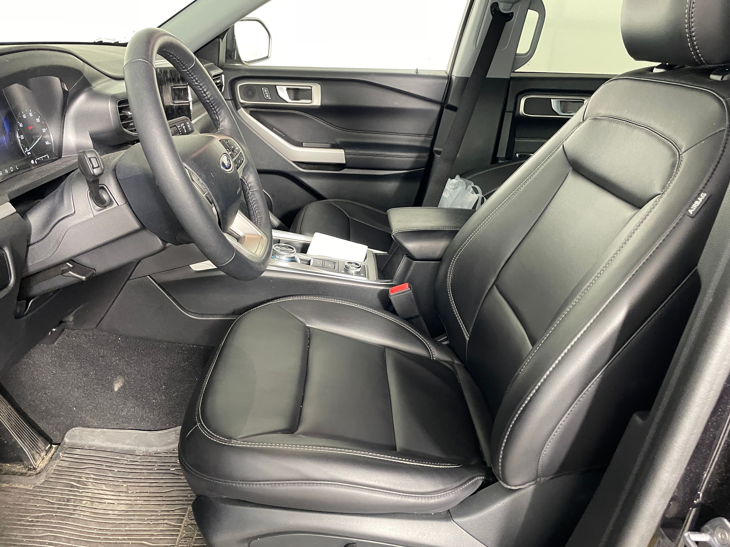 Certified 2024 Ford Explorer XLT with VIN 1FMSK8DH4RGA10094 for sale in Bremerton, WA