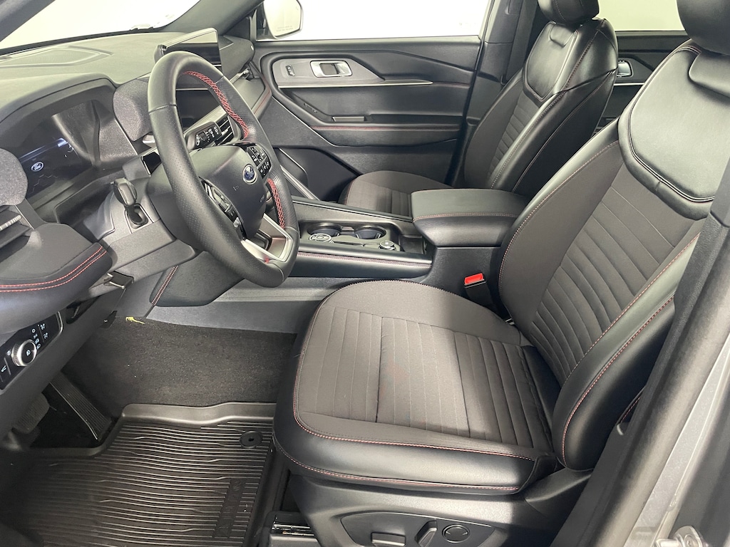 Used 2025 Ford Explorer ST-Line SUV