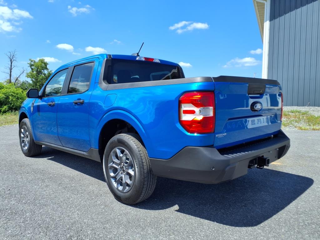2025 Ford Maverick XLT photo 4