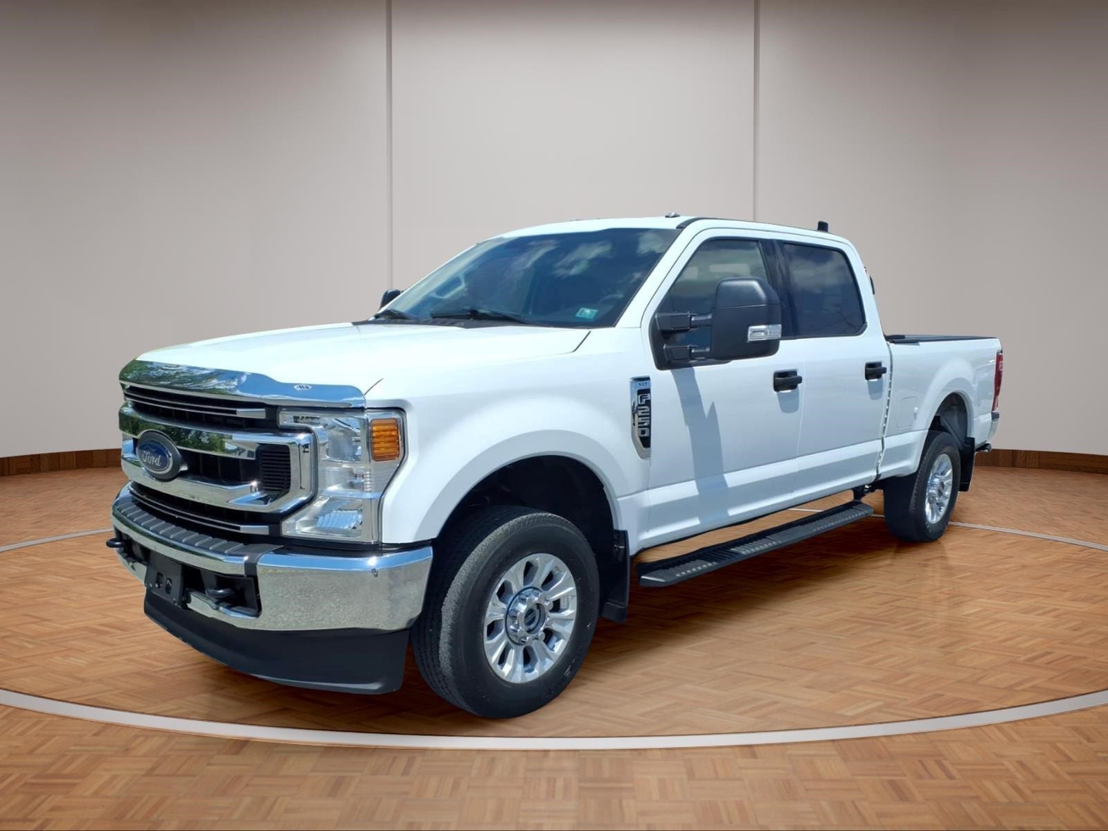 2021 Ford F-250 XLT 4x4 Crew Cab 8' Box's photo