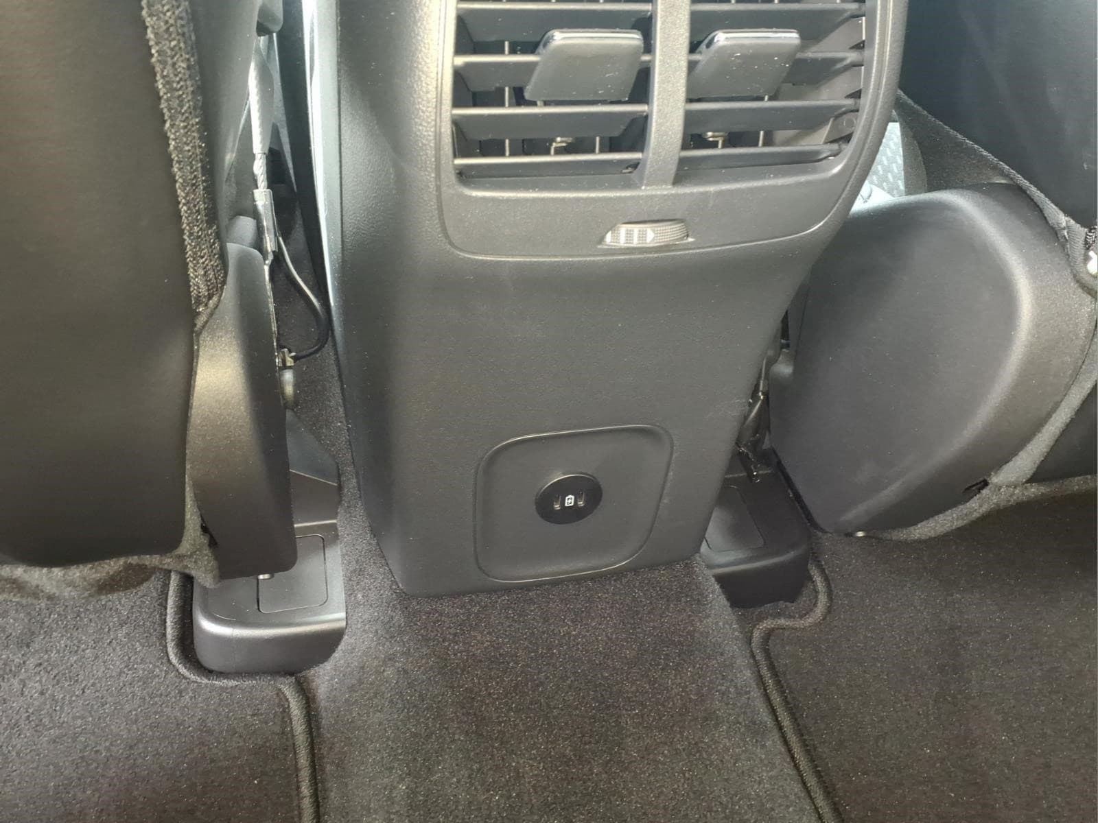 2025 Ford Escape Plug-in hybrid PHEV - Photo 15