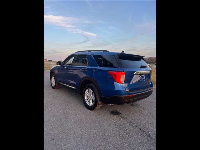 2021 Ford Explorer XLT photo 4