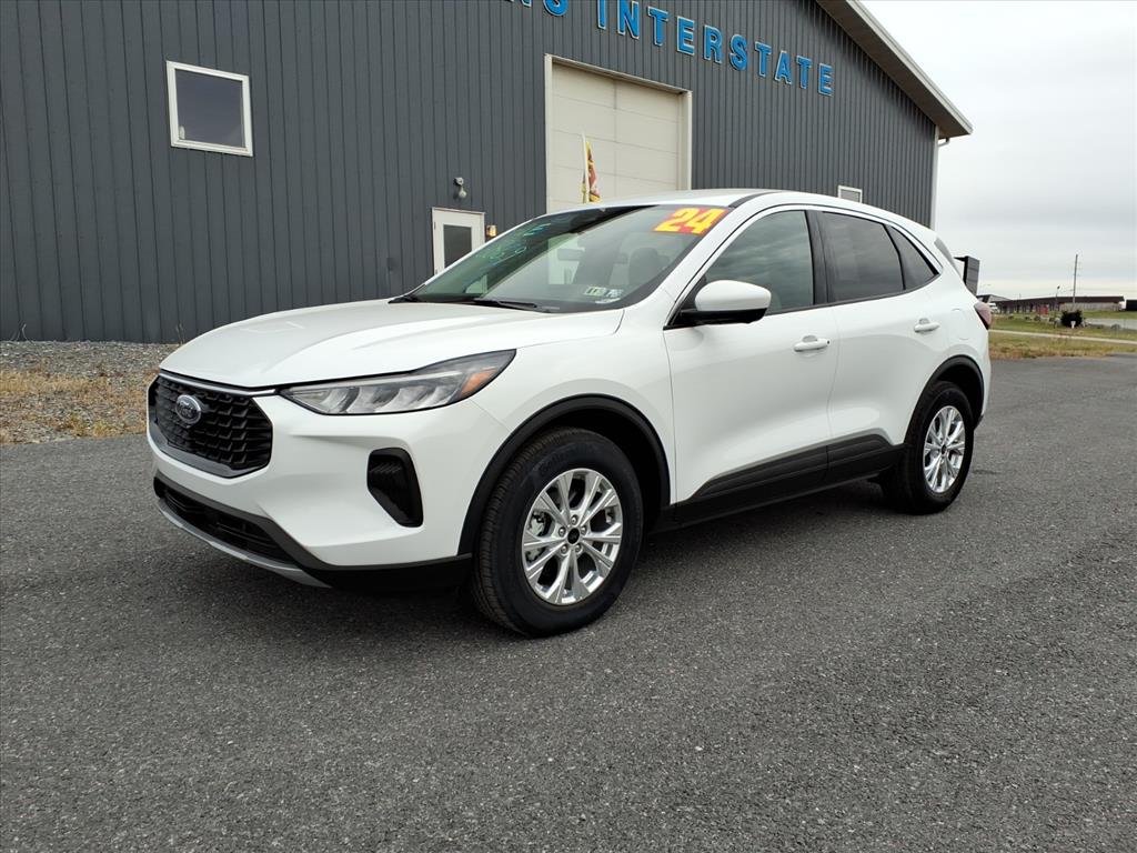 2024 Ford Escape Active's photo