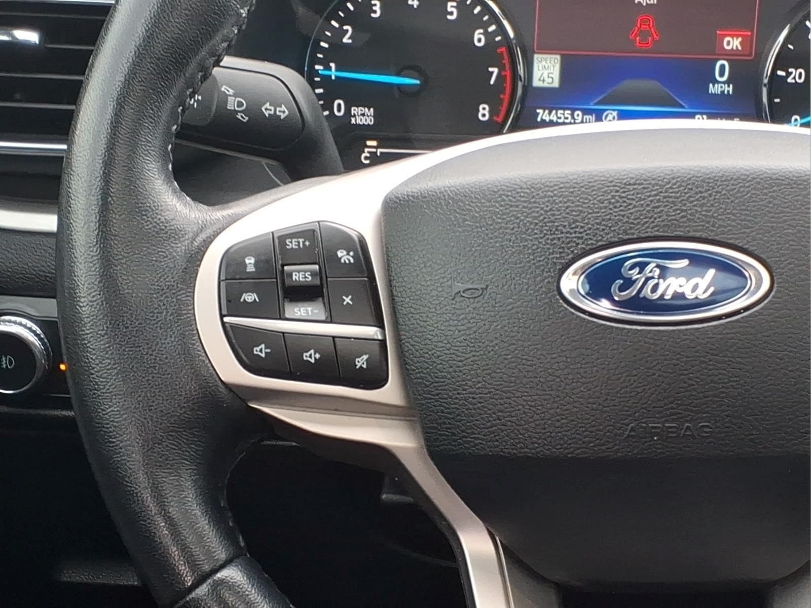 2021 Ford Explorer XLT - Photo 10
