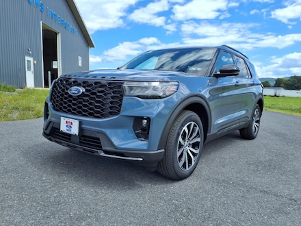 2025 Ford Explorer ST-Line SUV