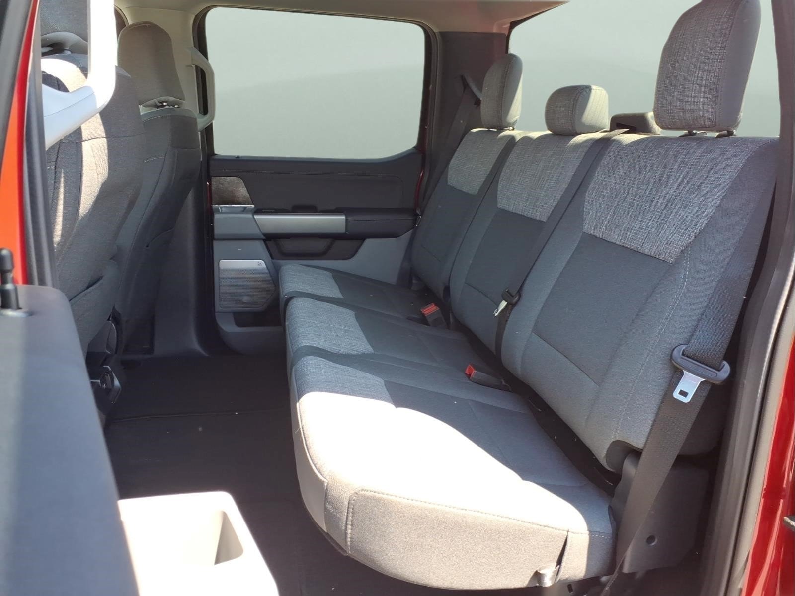 2026 Ford F-350 Super Duty XLT - Photo 7