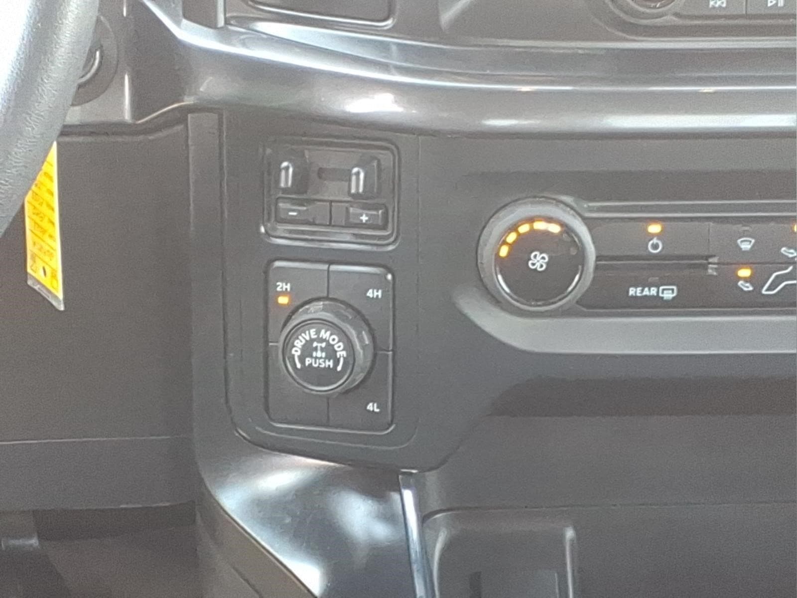 2023 Ford F-150 XL - Photo 22