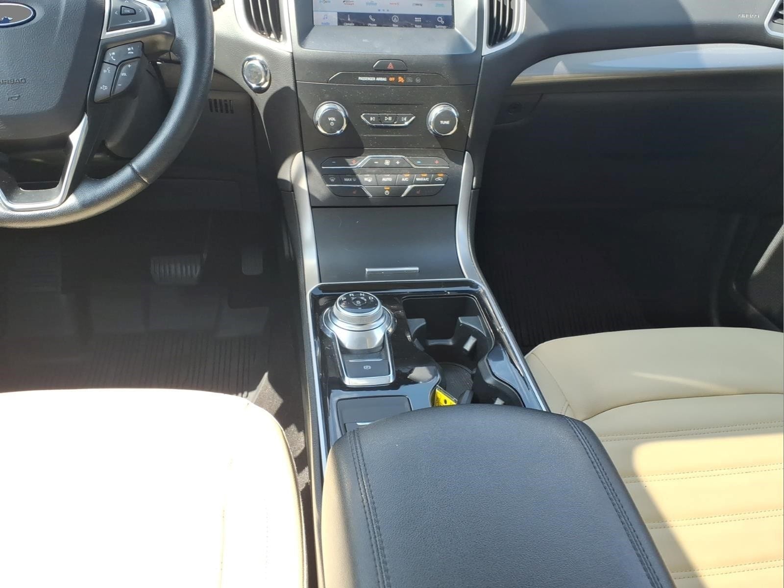 2020 Ford Edge SEL - Photo 14