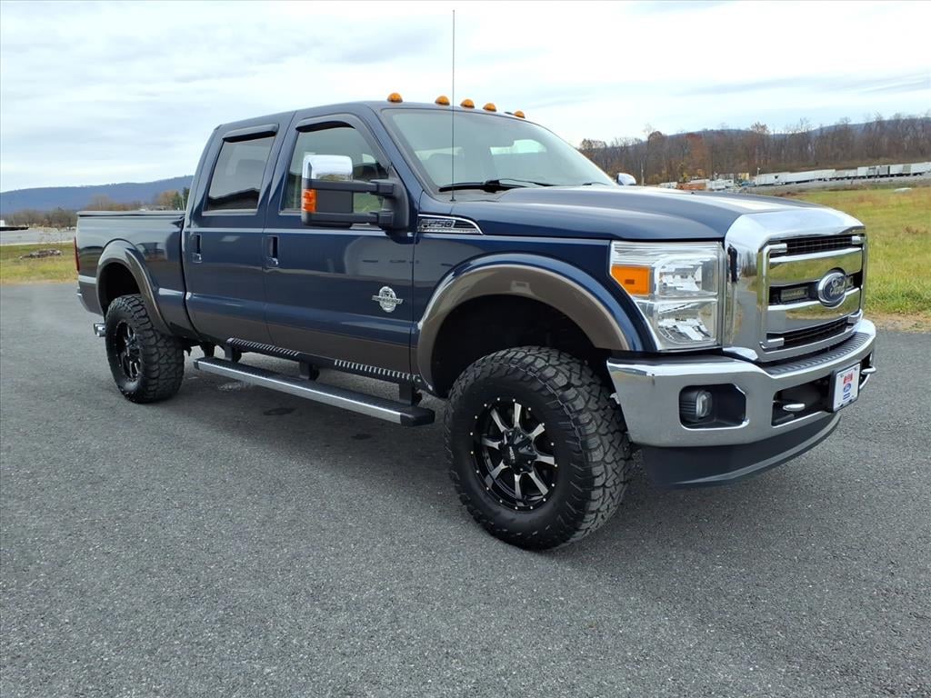 Used 2016 Ford F-250 Super Duty Lariat Crew Cab Short Bed Truck