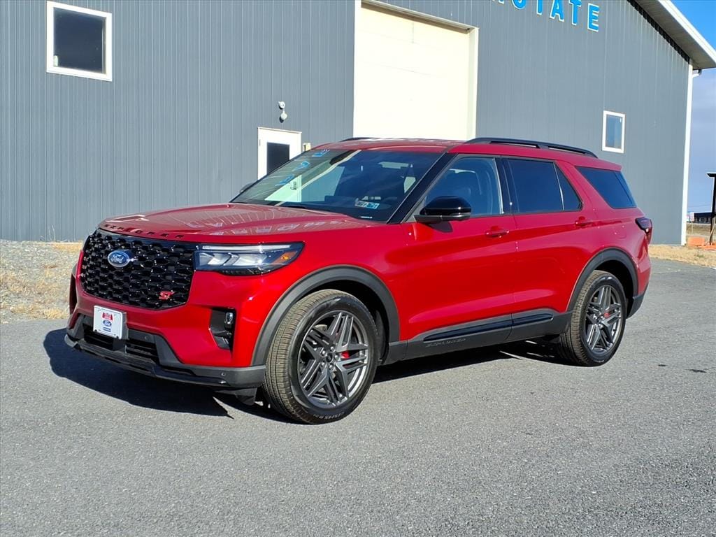 2026 Ford Explorer ST's photo