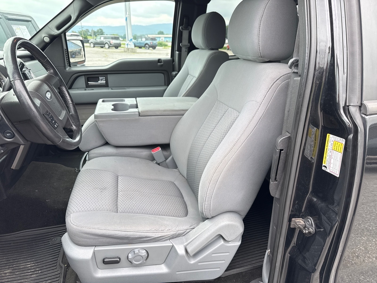 2013 Ford F-150 XLT - Photo 8