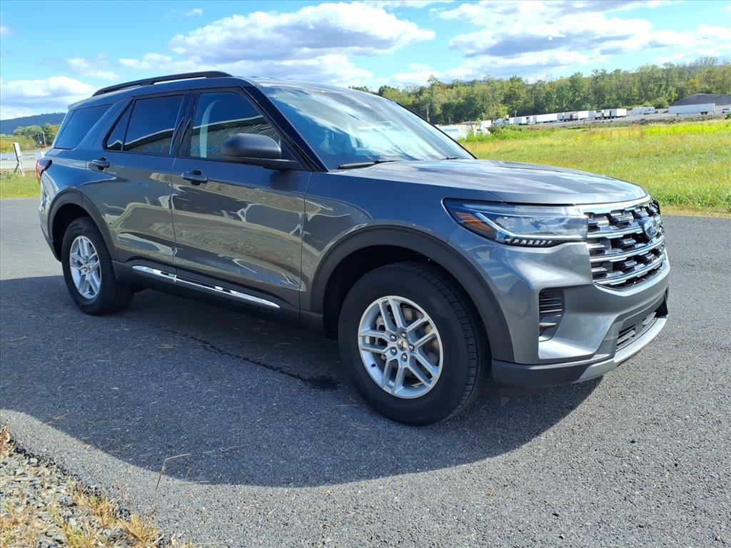 New 2025 Ford Explorer Active SUV