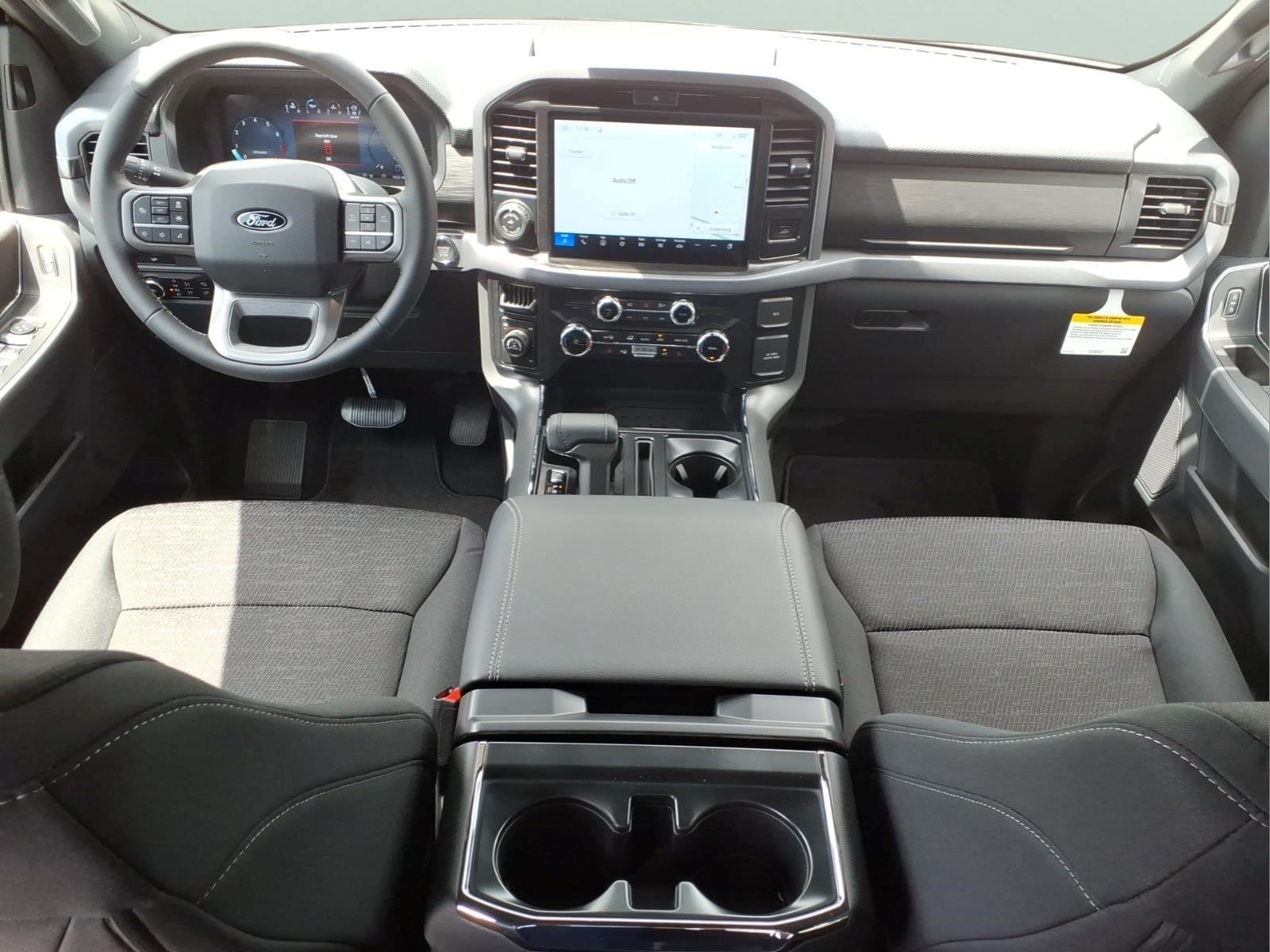 2026 Ford F-150 XLT - Photo 8
