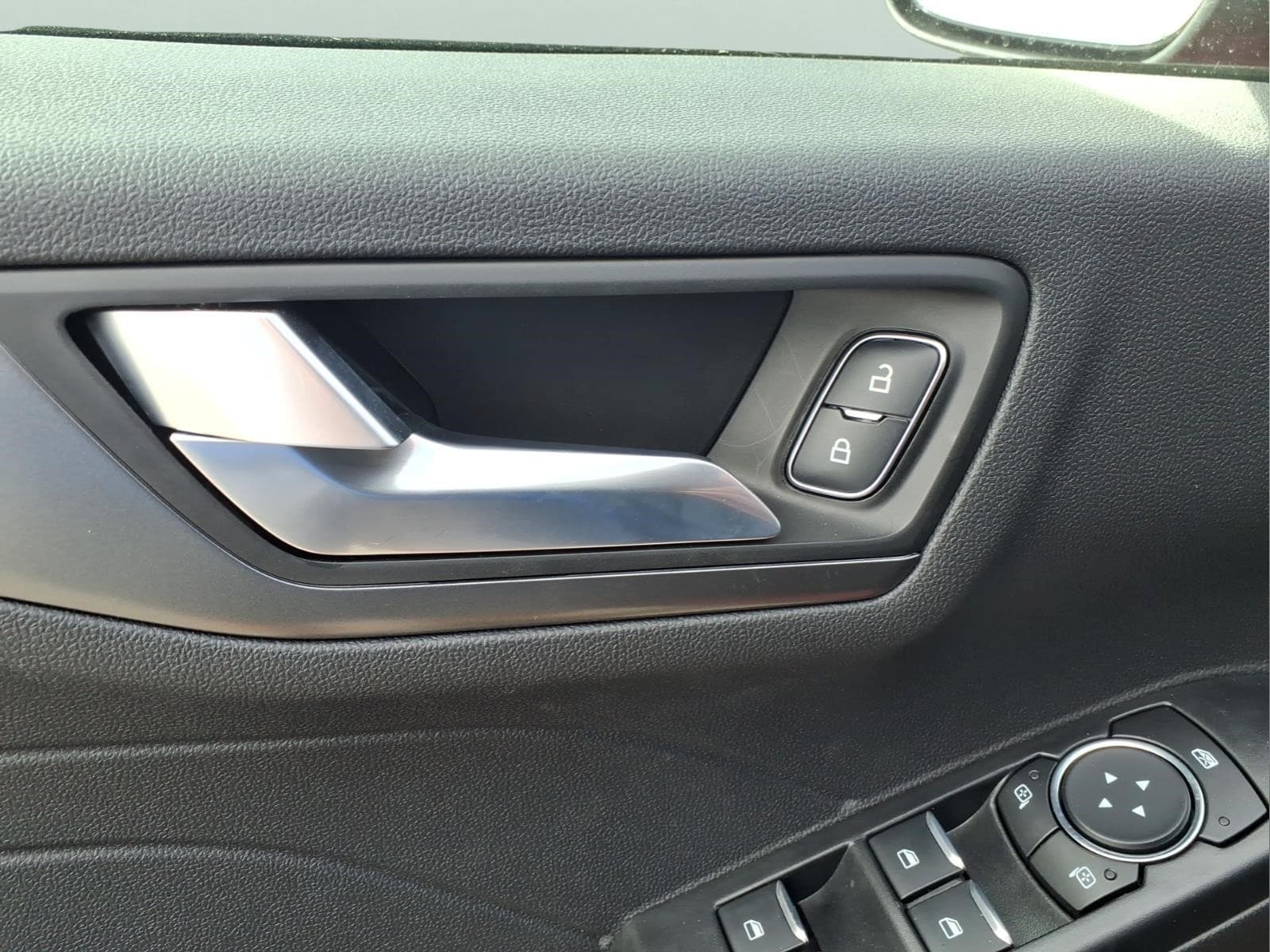 2025 Ford Escape Plug-in hybrid PHEV - Photo 21