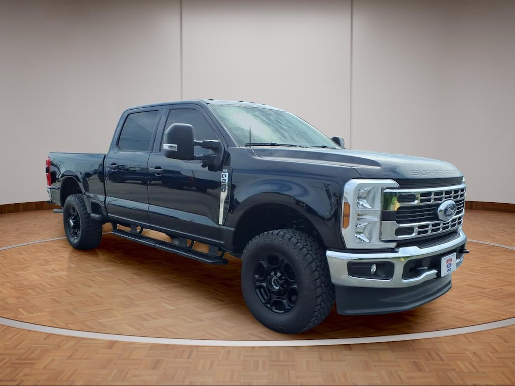 Used 2026 Ford F-250 Super Duty XLT Crew Cab Short Bed Truck
