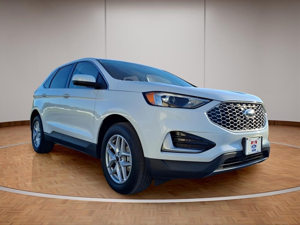 2024 Ford Edge SEL - Photo 3