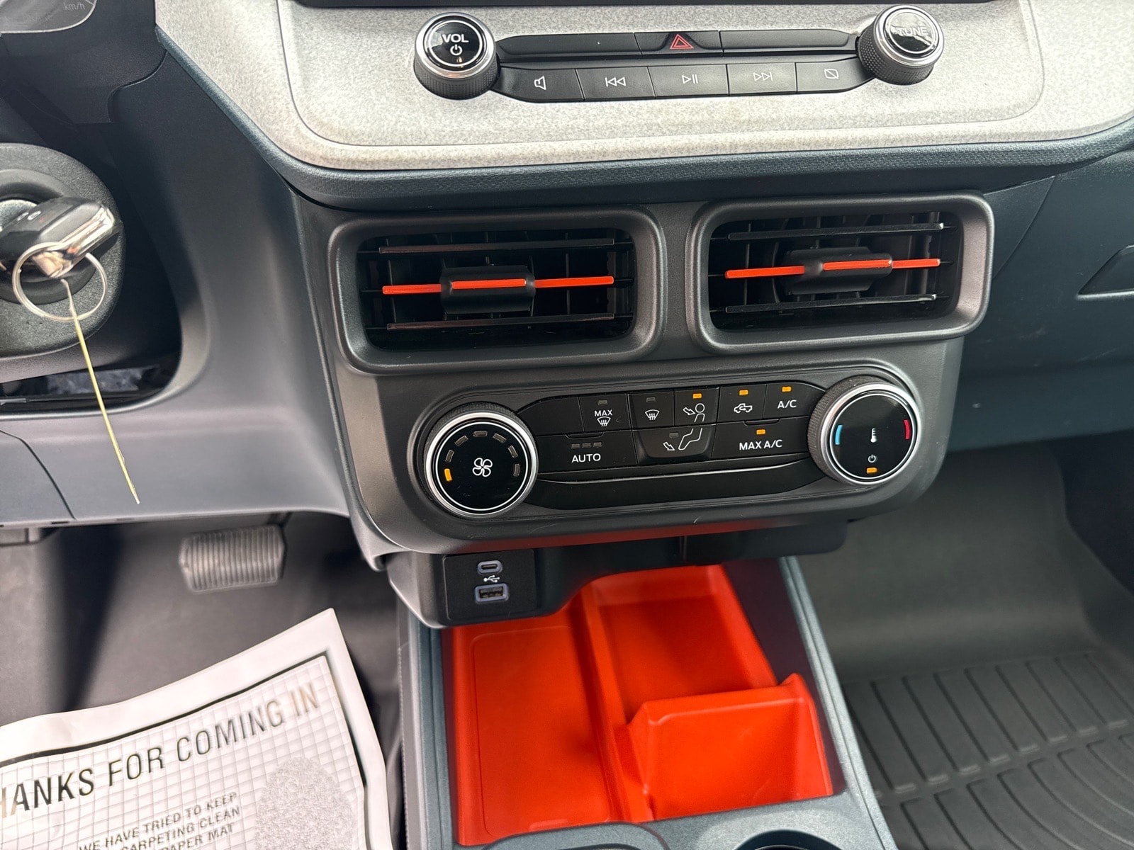 2024 Ford Maverick XLT - Photo 11