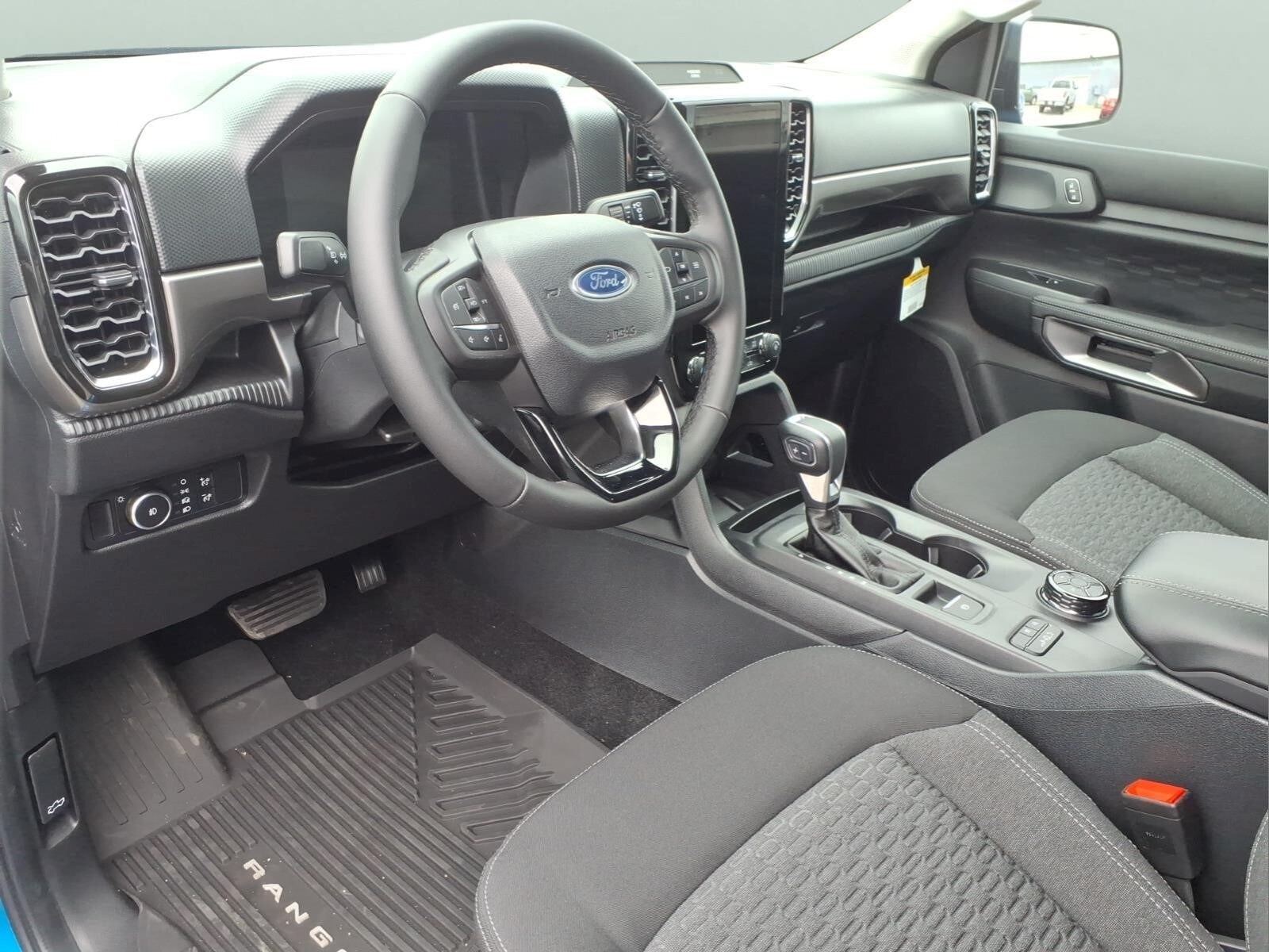 2025 Ford Ranger XLT - Photo 6