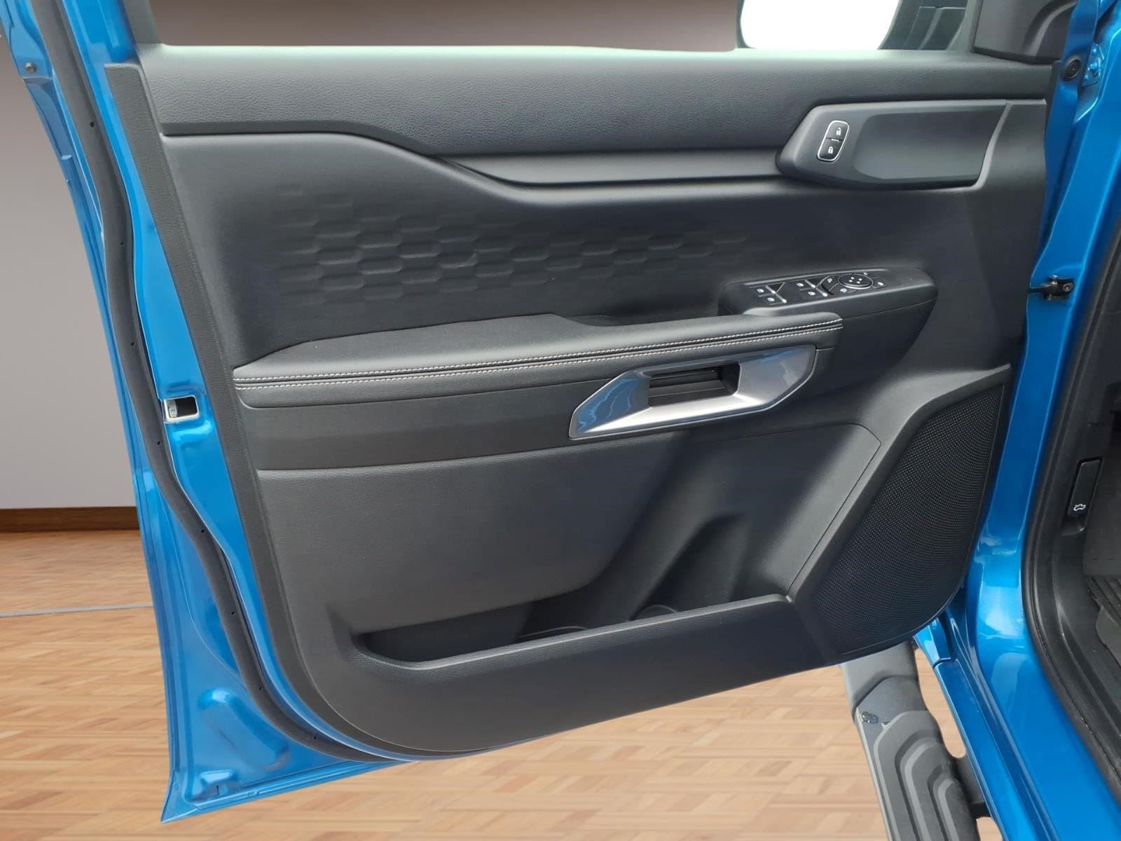 2025 Ford Ranger XLT - Photo 7