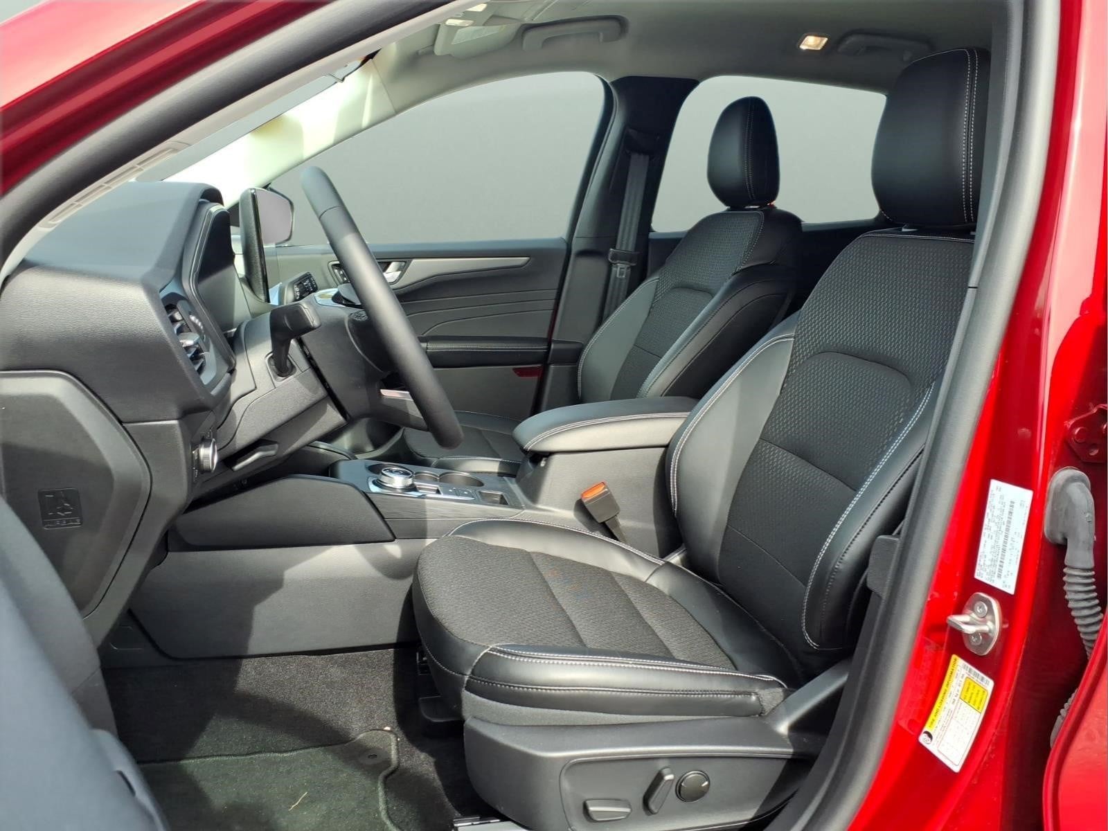 2025 Ford Escape Plug-in hybrid PHEV - Photo 17