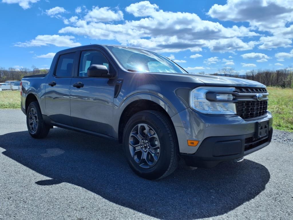 2024 Ford Maverick XLT photo 3