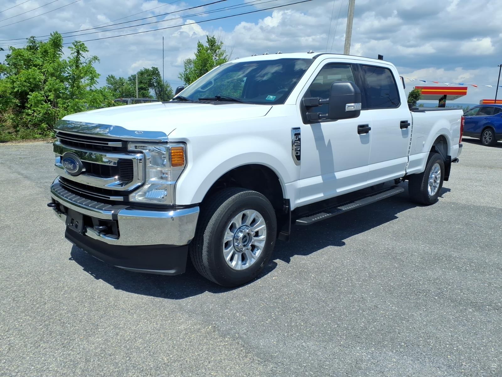 2021 Ford F-250 XL 4x4 Crew Cab 176 in's photo