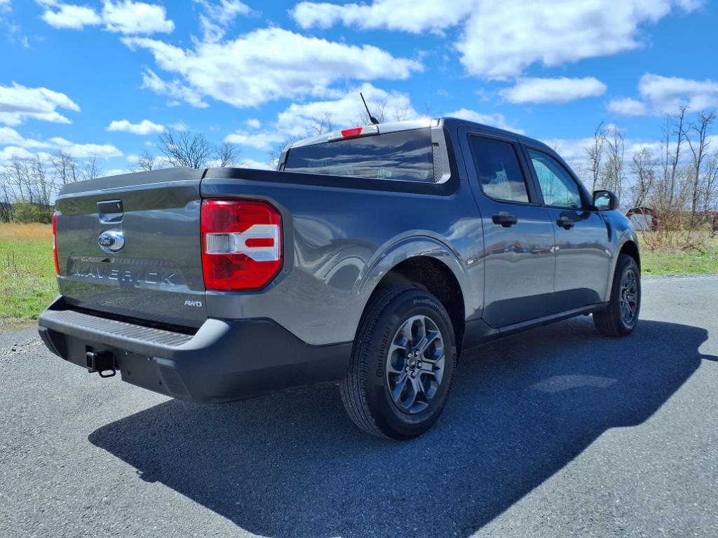2024 Ford Maverick XLT photo 4