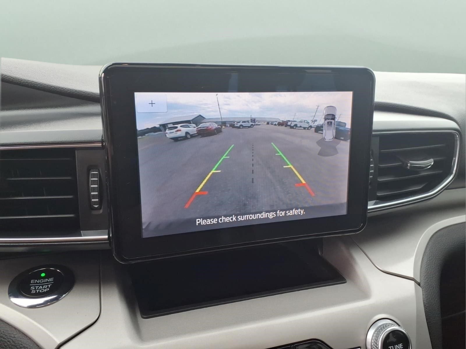 2021 Ford Explorer XLT - Photo 25