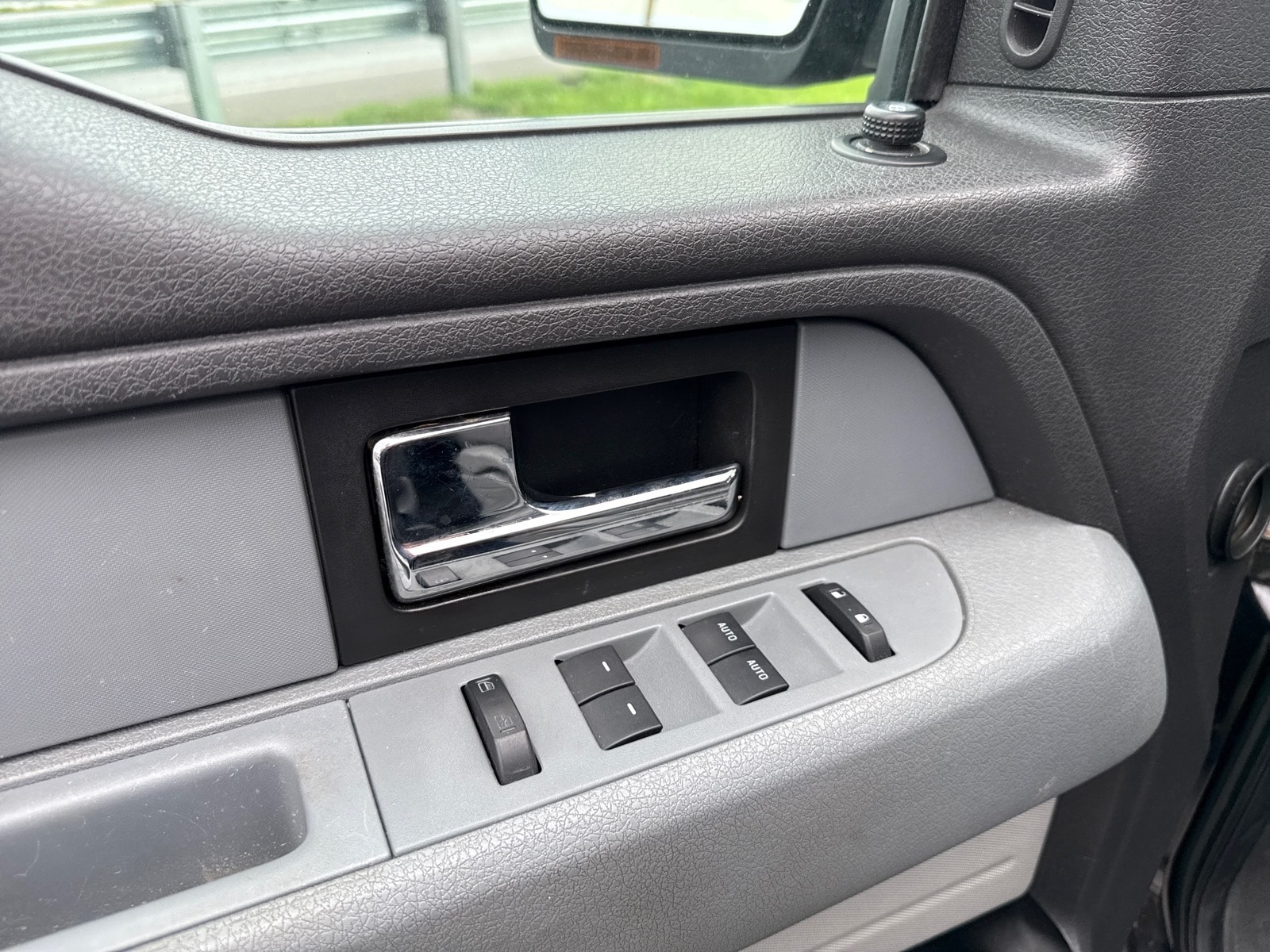 2013 Ford F-150 XLT - Photo 7