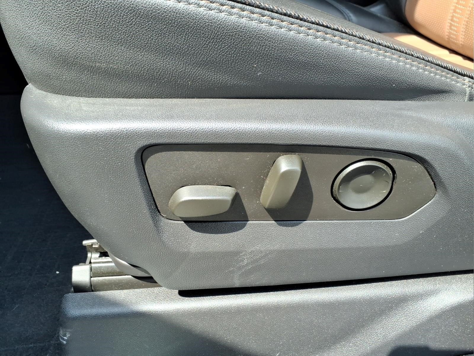 2023 Chevrolet Silverado 1500 High Country - Photo 19