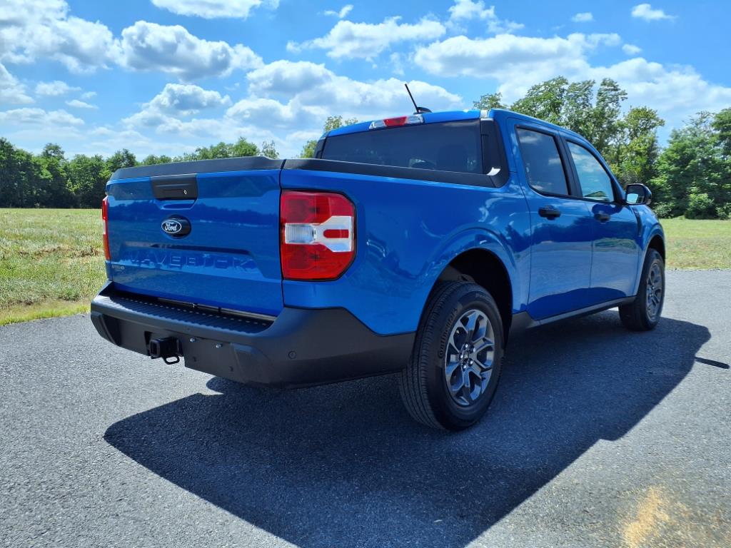 2025 Ford Maverick XLT photo 3