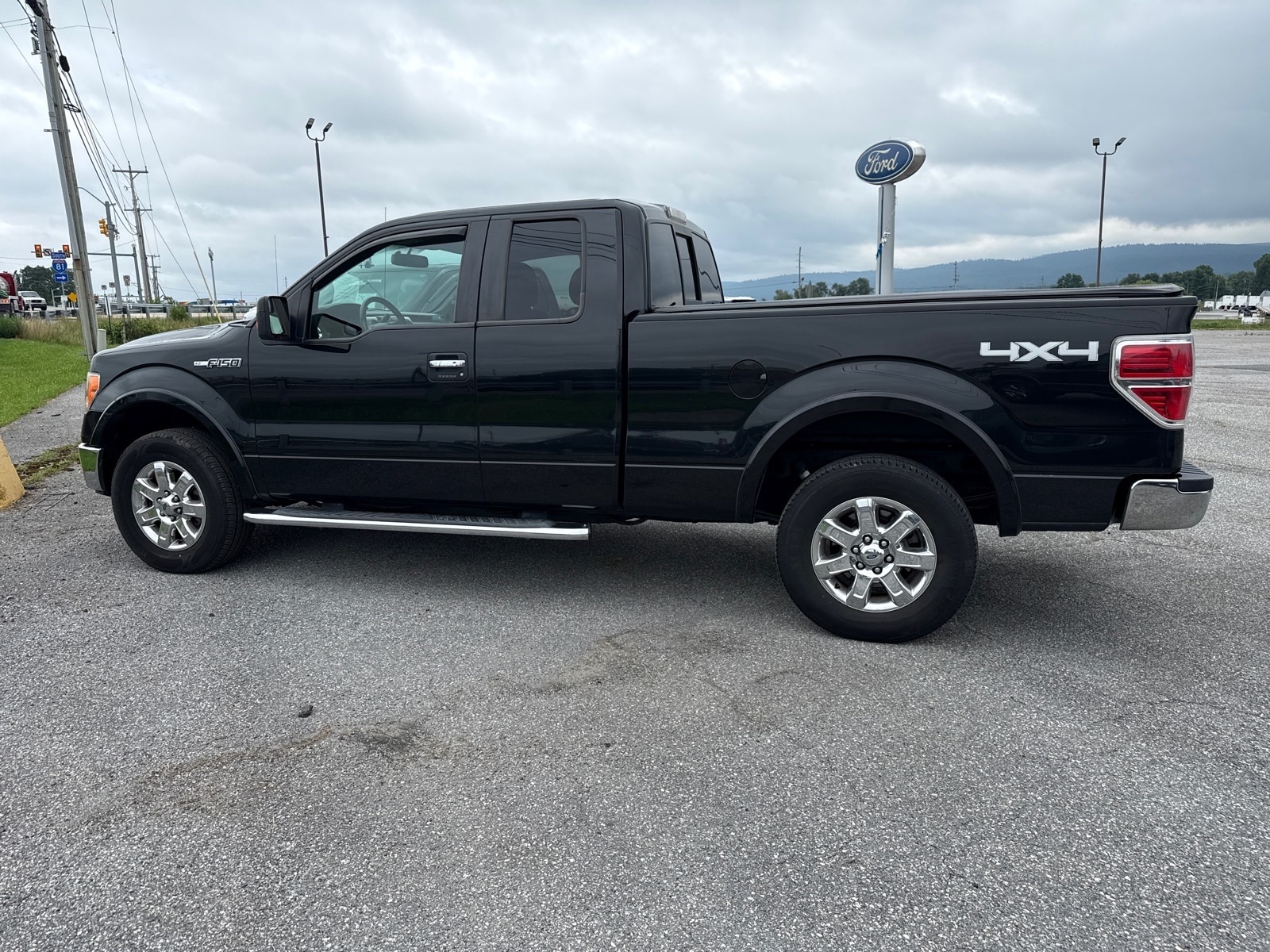 Used 2013 Ford F-150 XLT with VIN 1FTFX1EF9DFD17108 for sale in Shippensburg, PA