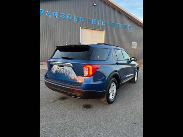 2021 Ford Explorer XLT photo 3
