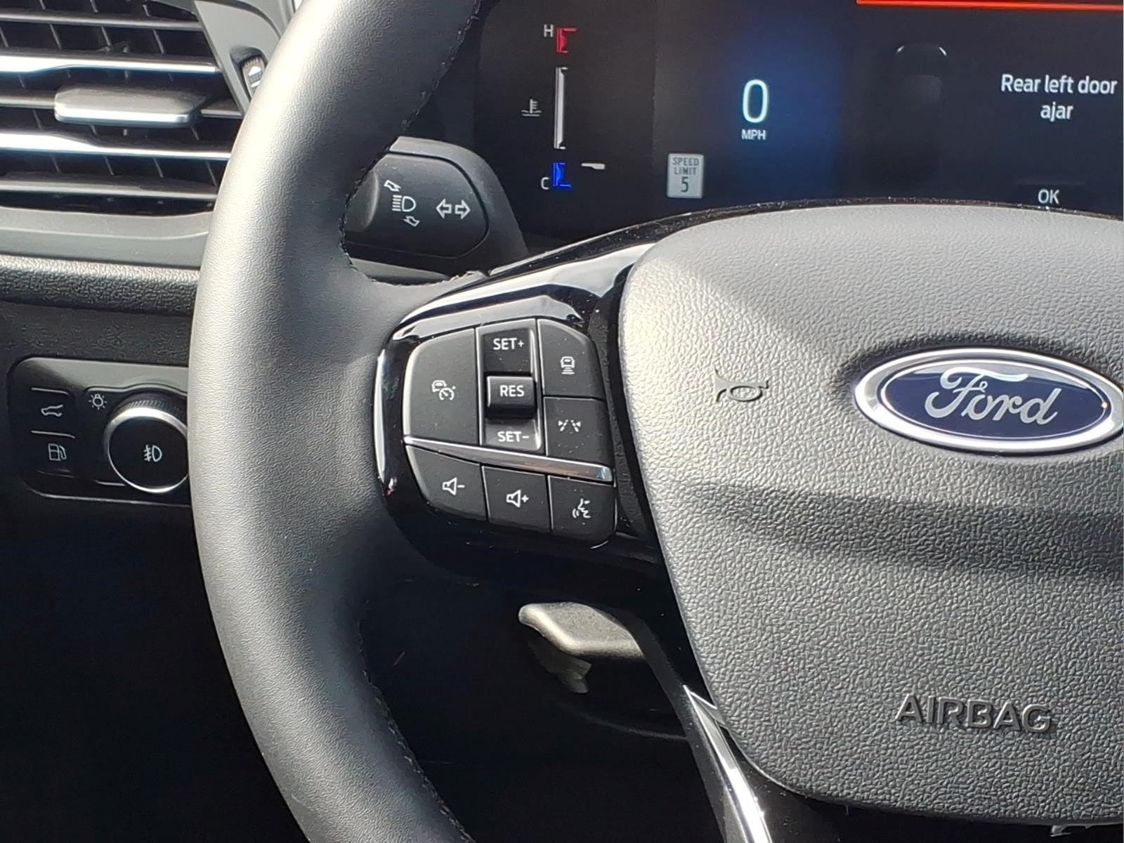 2025 Ford Escape Plug-in hybrid PHEV - Photo 10