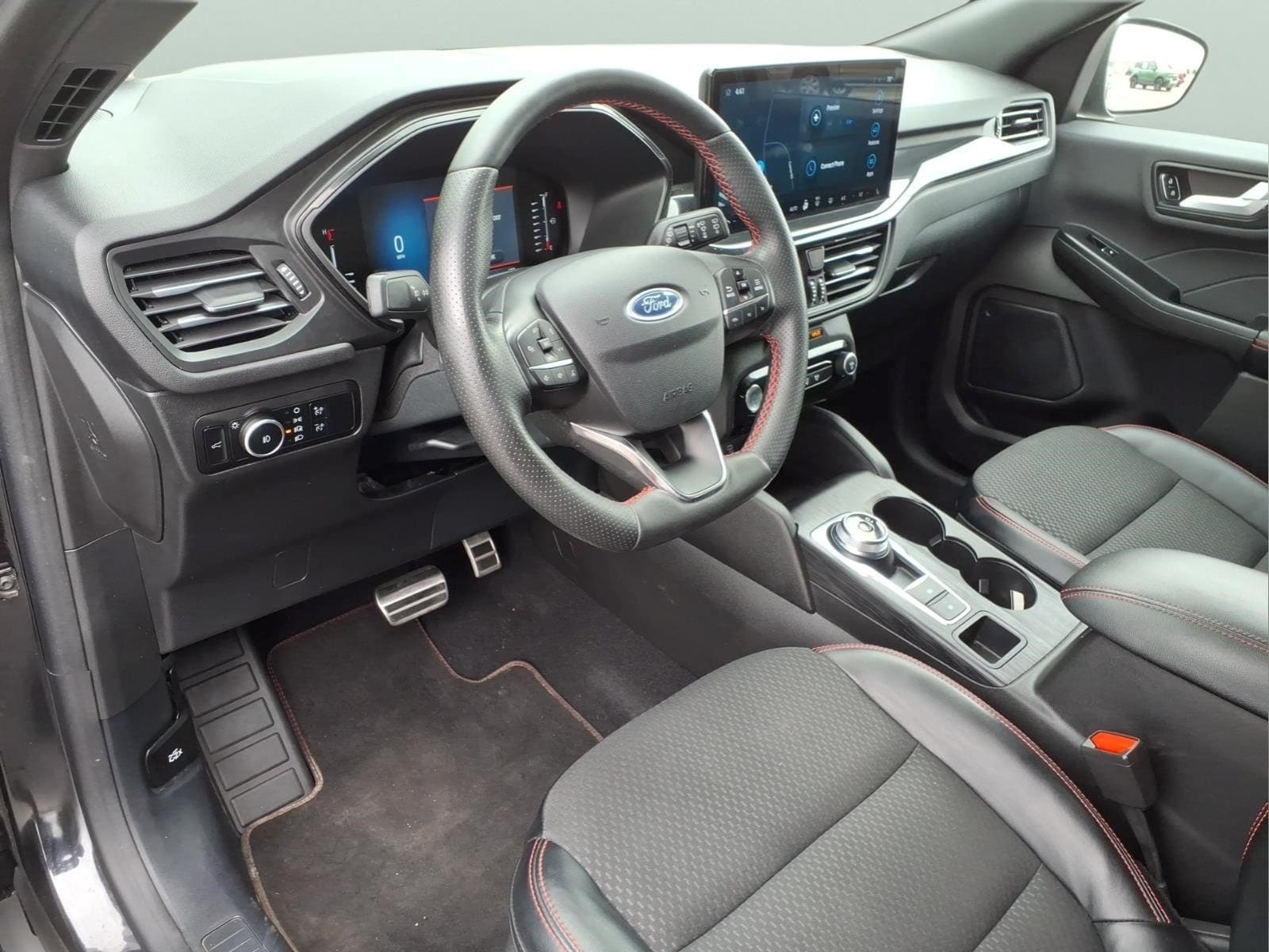 2023 Ford Escape ST-Line Select - Photo 24