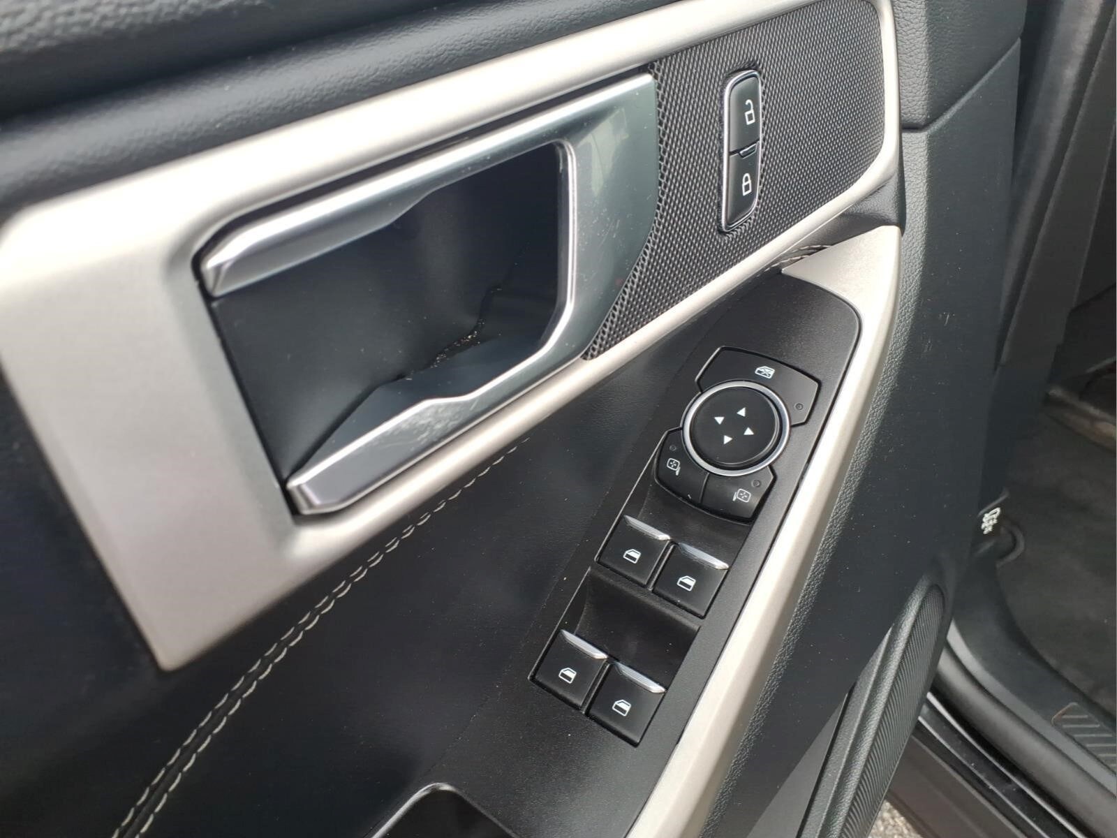 2021 Ford Explorer XLT - Photo 21